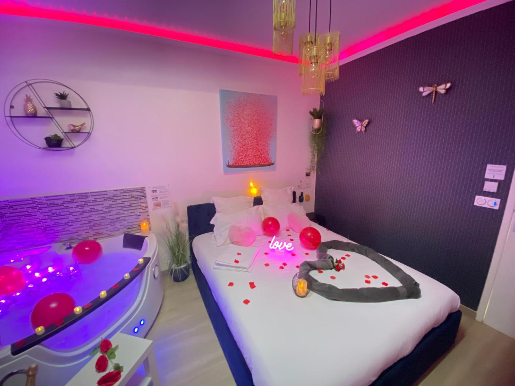 L'Escale Balneo'Romantique - Loveroom - Jacuzzi & Petit Dejeuner Villiers-sur-Marne Ngoại thất bức ảnh